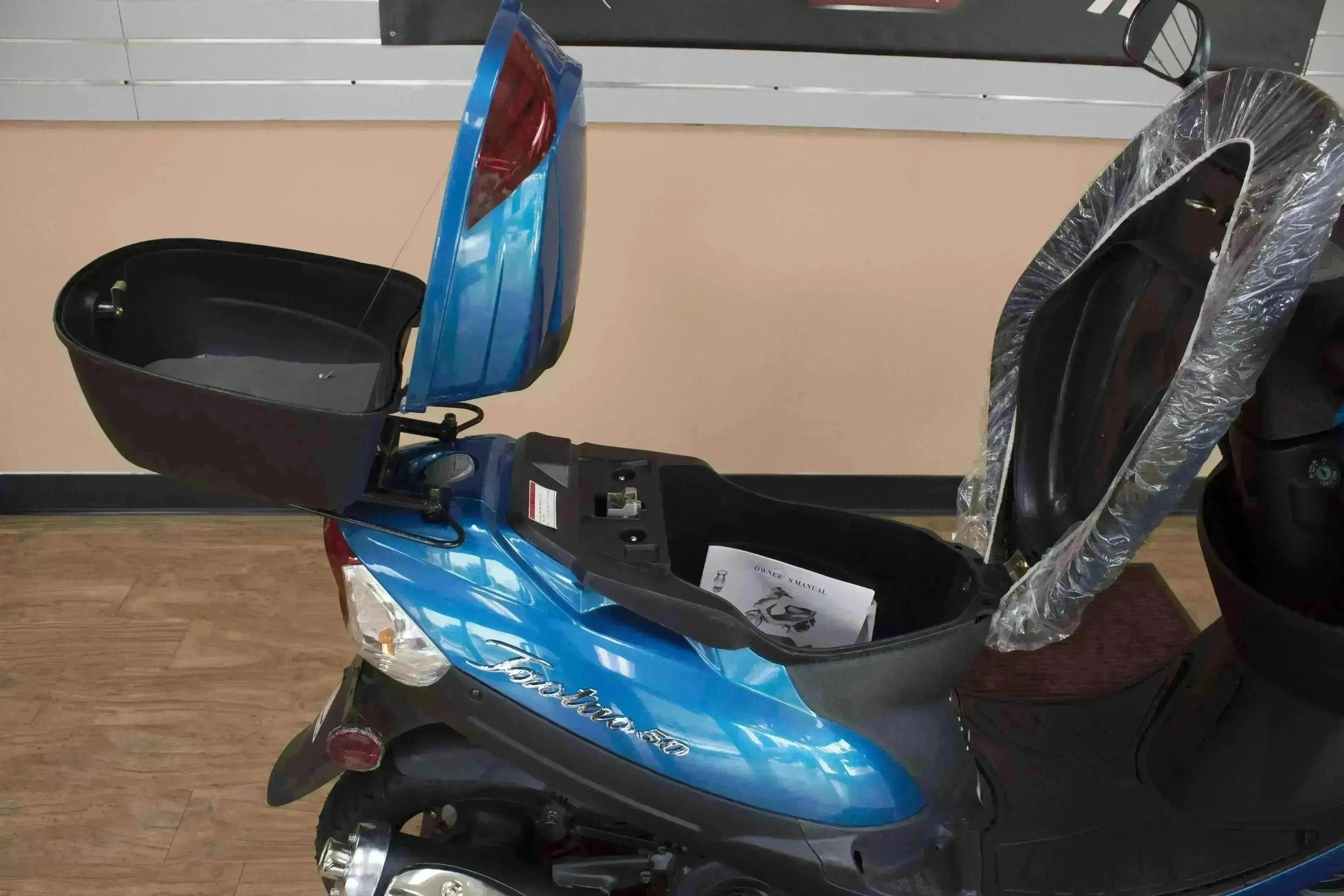 Campus Cruiser 50cc Scooters