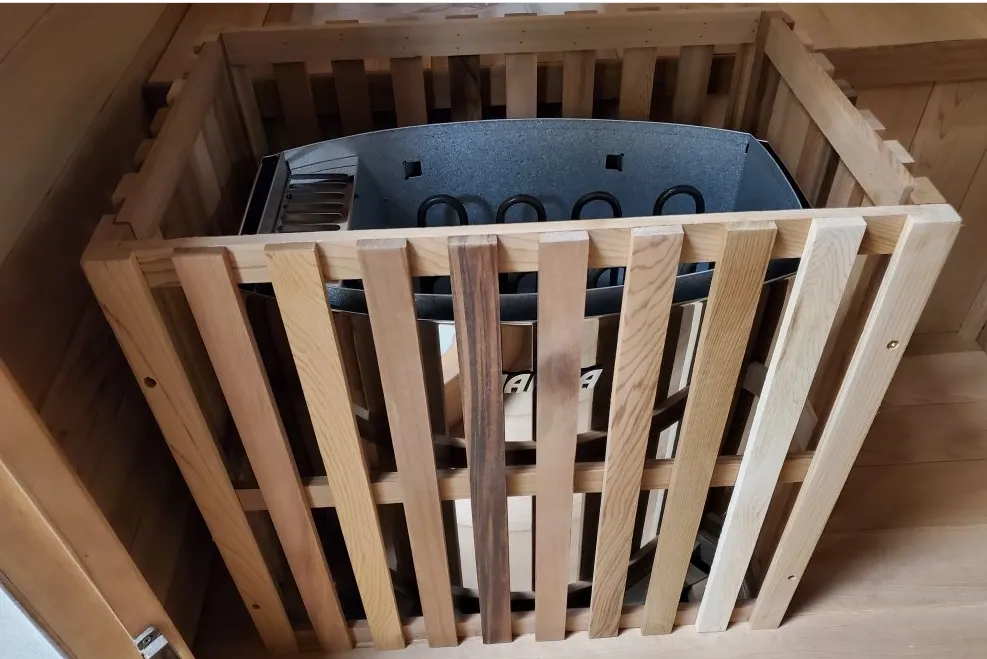 Canadian Hemlock Indoor Wet Dry Traditional  Steam Sauna Spa for 4 to 6 Person - Harvia Vega 6KW