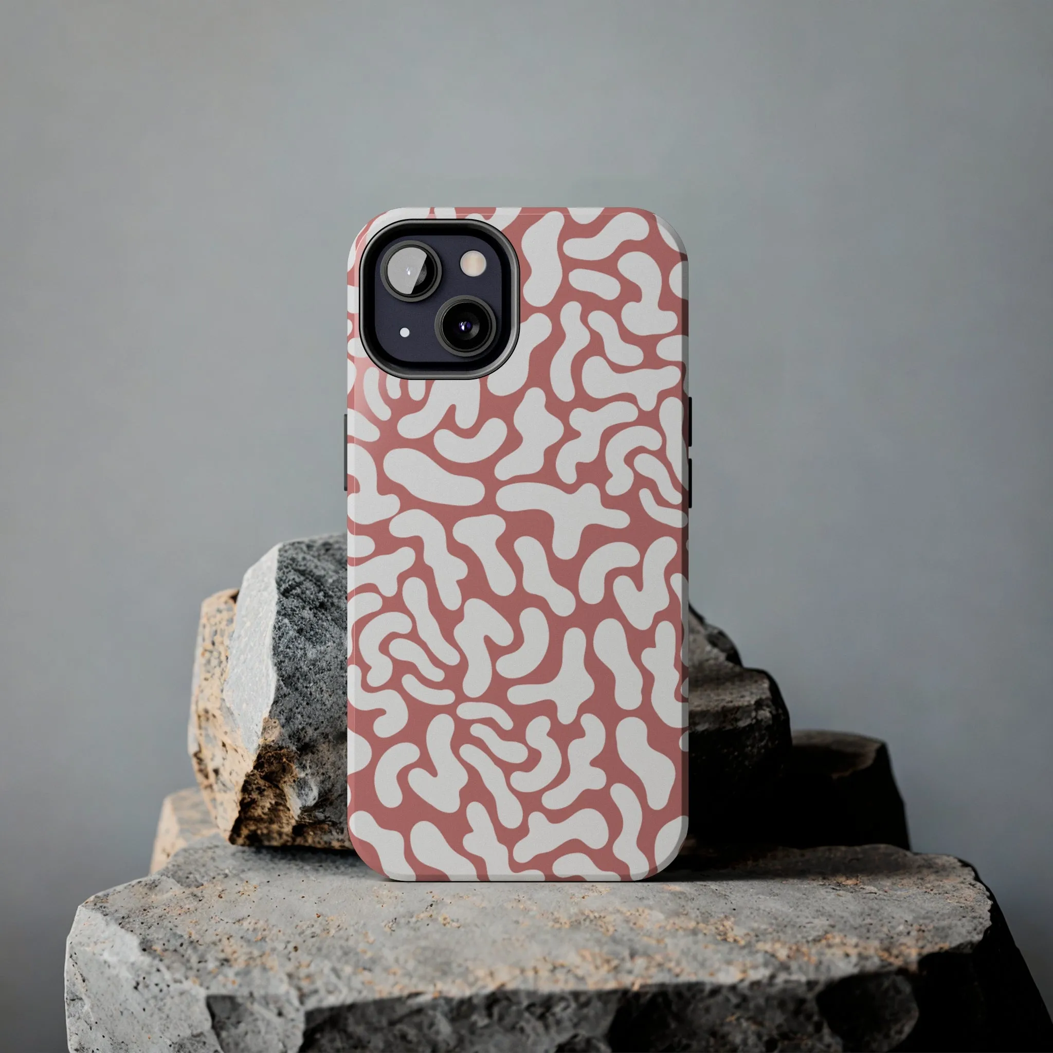 Chic Pink and White Pattern Cell Phone Cover: Stylish Device Protection