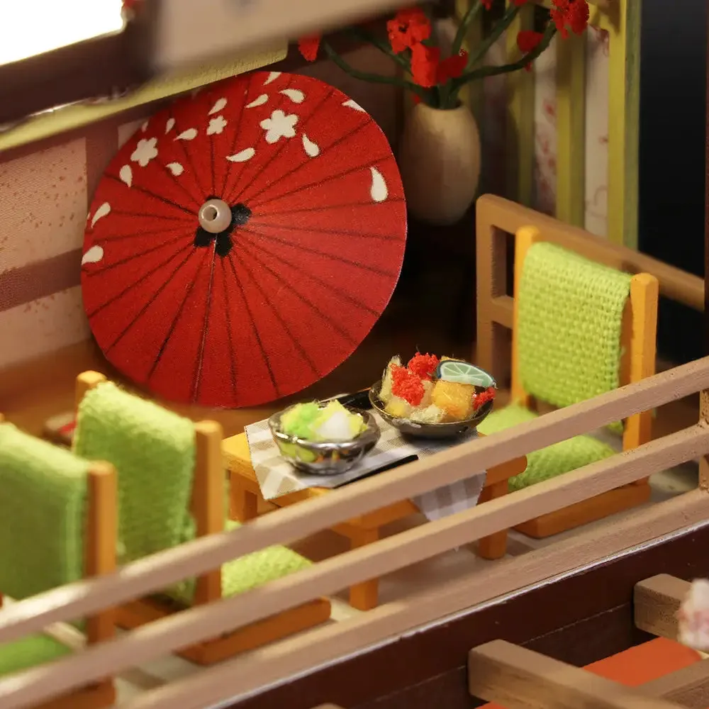 "Gubbion & Sushi" Miniature Dollhouse Kit