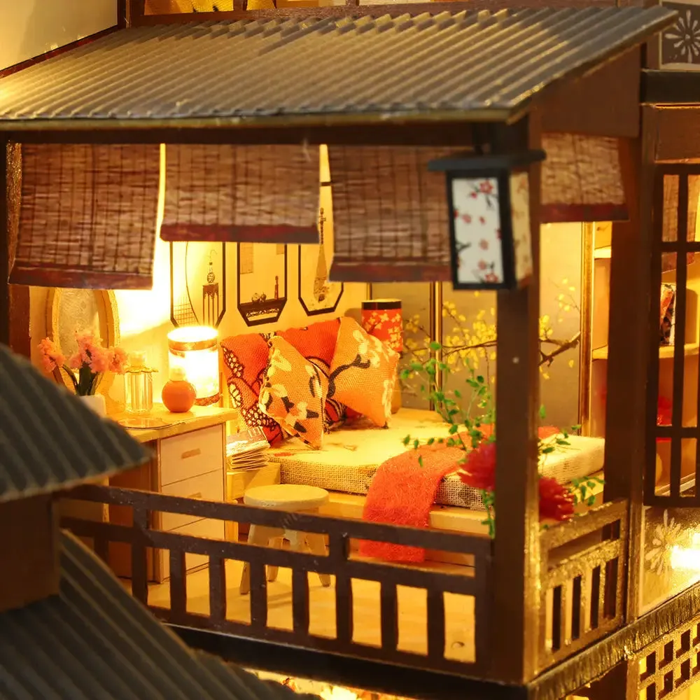 "Yaquan Court" Miniature Dollhouse Kit