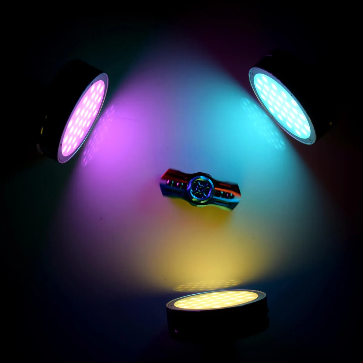 R1 Round RGB Creative Compact Lightweight LED Light