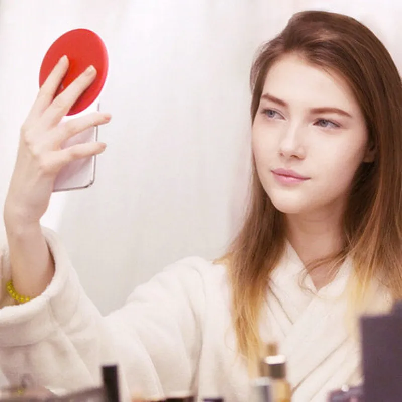 Wireless charging light