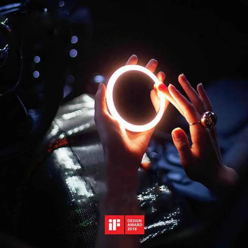 Wireless charging light